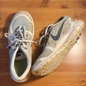 Nike free 5.0 sneakers